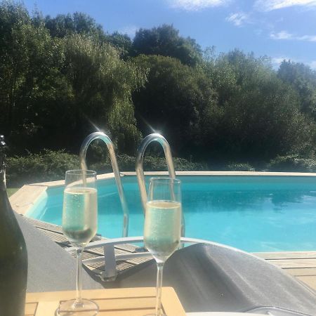 Bed and Breakfast Chez Broche Mazerolles  Екстер'єр фото
