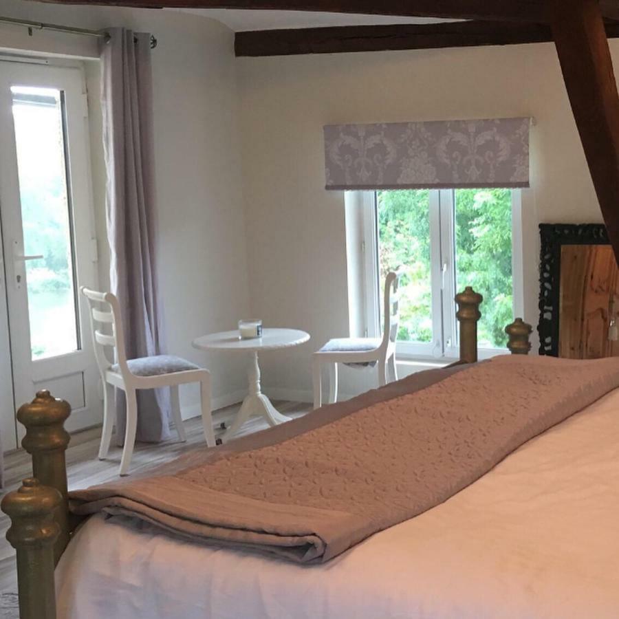Bed and Breakfast Chez Broche Mazerolles  Екстер'єр фото