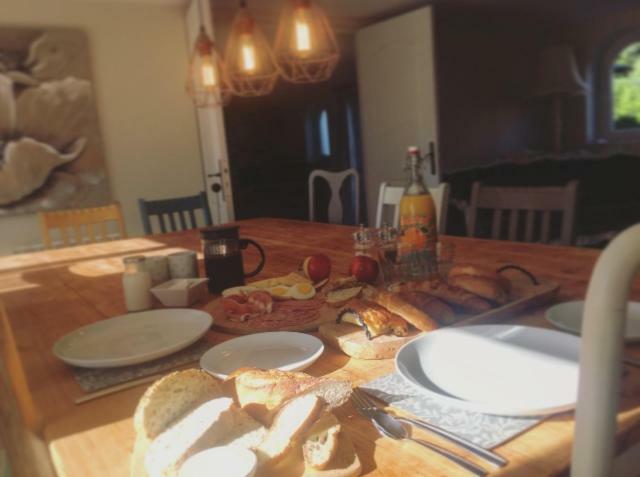 Bed and Breakfast Chez Broche Mazerolles  Екстер'єр фото
